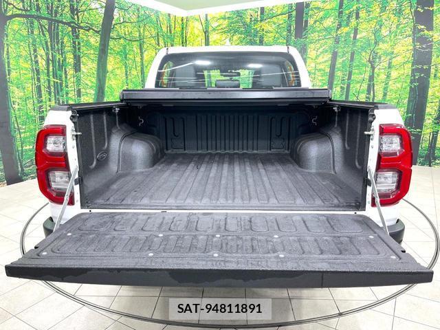 Toyota HILUX 2022-04 8873120-9