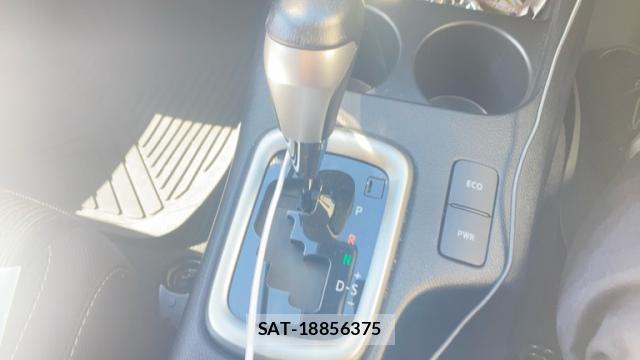 Toyota HILUX 2024-03 8873437-15