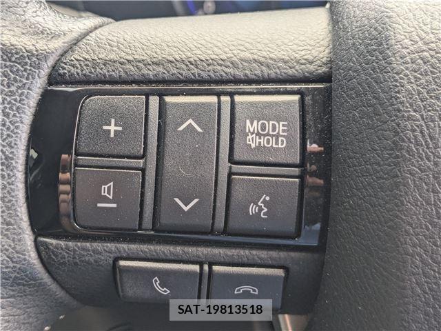 Toyota HILUX 2018-11 8874522-15