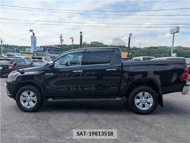 Toyota HILUX 2018-11 8874522-4