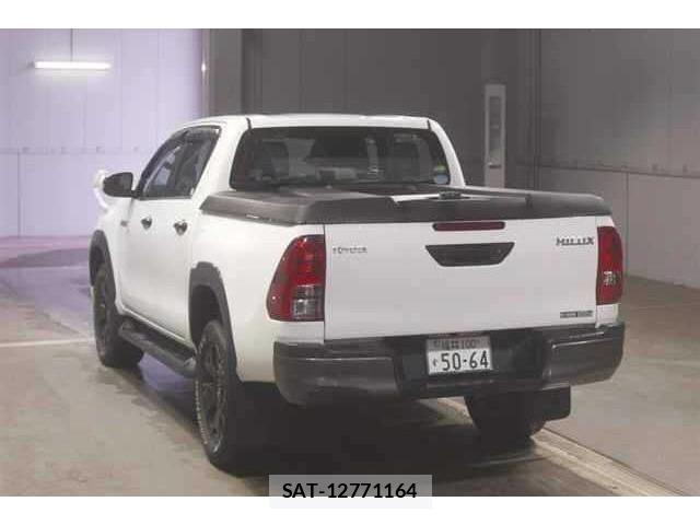 Toyota HILUX 2019-08 8874883-1