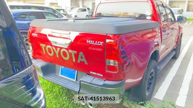 Toyota HILUX 2018-09 8874975-3
