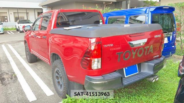 Toyota HILUX 2018-09 8874975-4