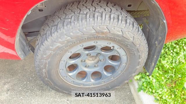 Toyota HILUX 2018-09 8874975-6
