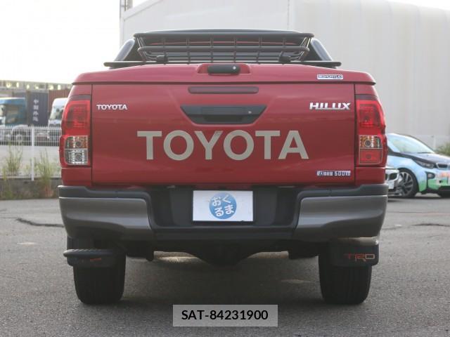 Toyota HILUX 2020-01 8875049-1