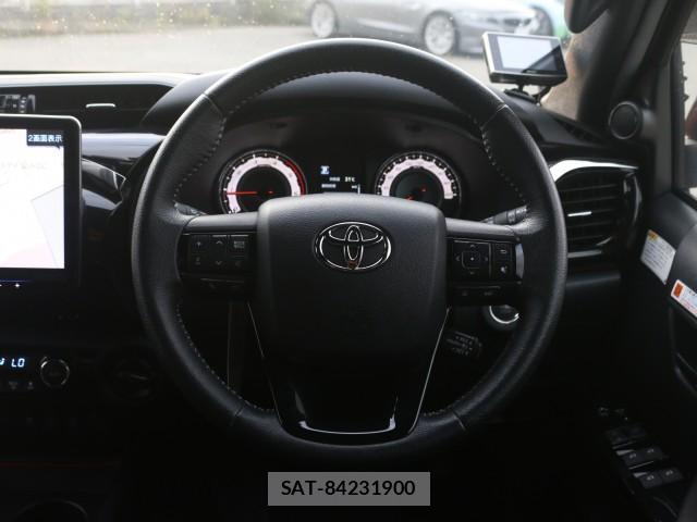 Toyota HILUX 2020-01 8875049-17