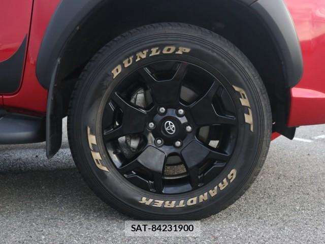 Toyota HILUX 2020-01 8875049-8