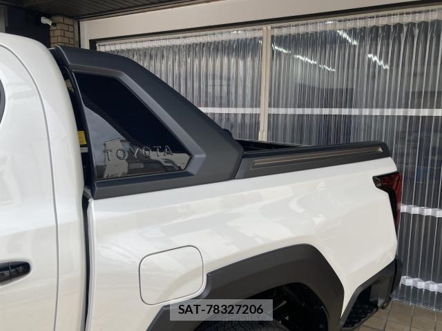 Toyota HILUX 2026-08 8875475-10