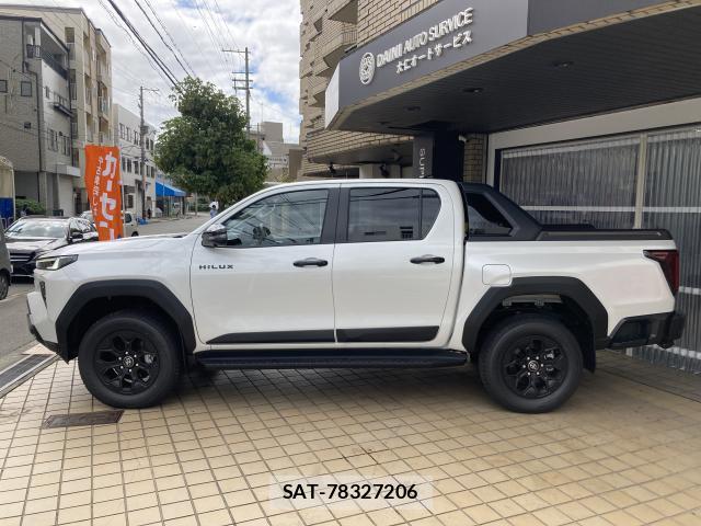 Toyota HILUX 2026-08 8875475-8