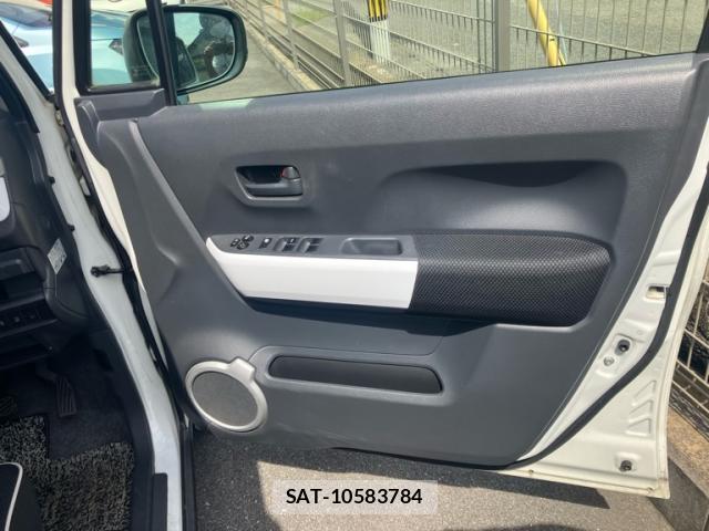 Suzuki HUSTLER 2014-01 8872758-8