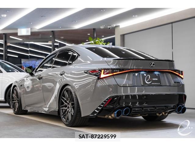 Lexus IS 2023-08 8872805-1