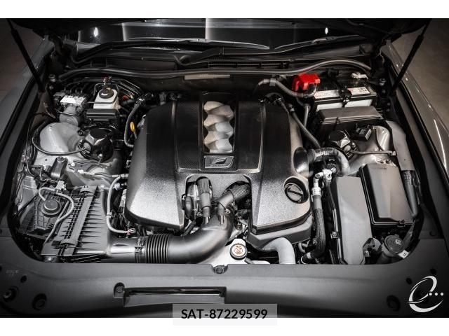 Lexus IS 2023-08 8872805-7