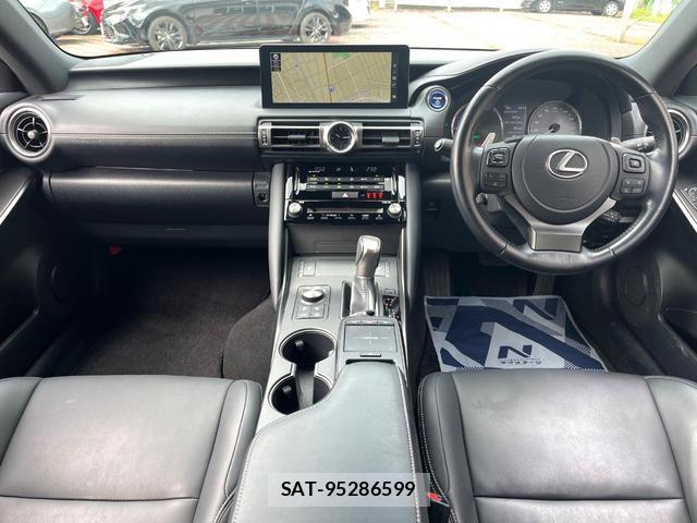 Lexus IS 2021-02 8873274-1