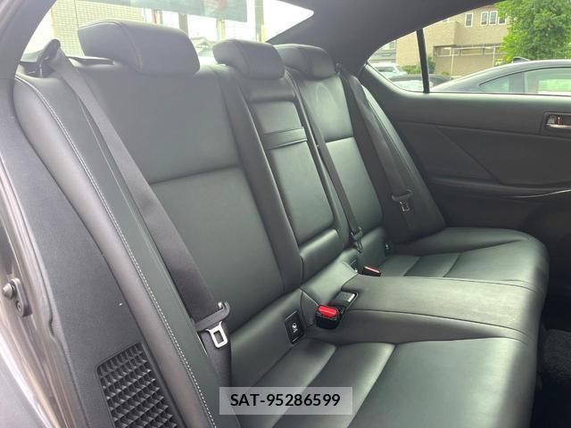 Lexus IS 2021-02 8873274-10