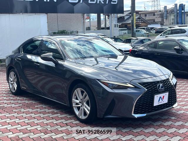 Lexus IS 2021-02 8873274-14