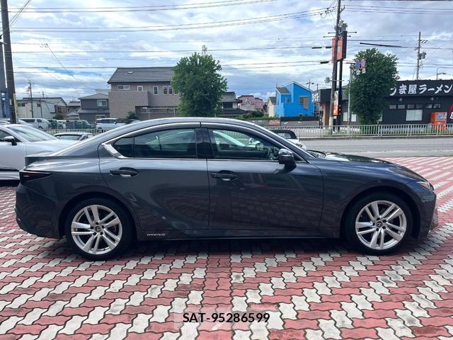 Lexus IS 2021-02 8873274-19
