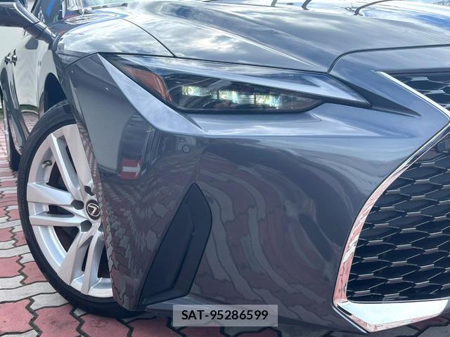 Lexus IS 2021-02 8873274-2