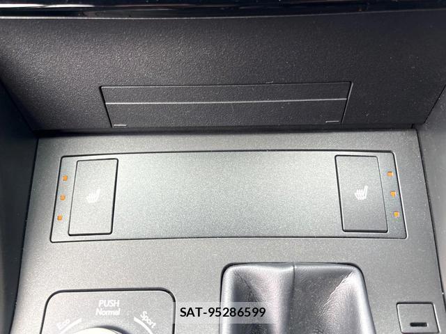 Lexus IS 2021-02 8873274-5