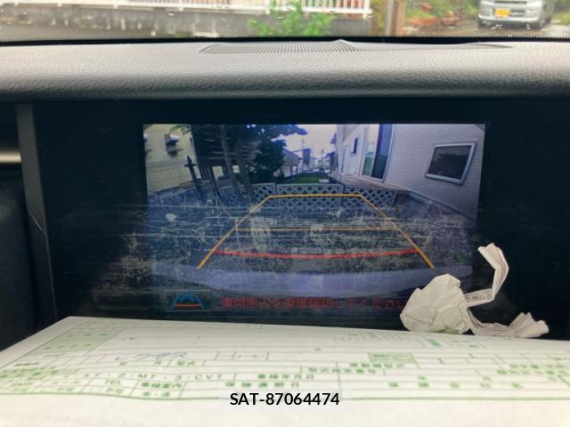 Lexus IS 2015-01 8873434-18