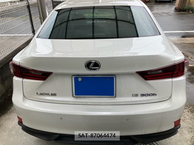 Lexus IS 2015-01 8873434-5