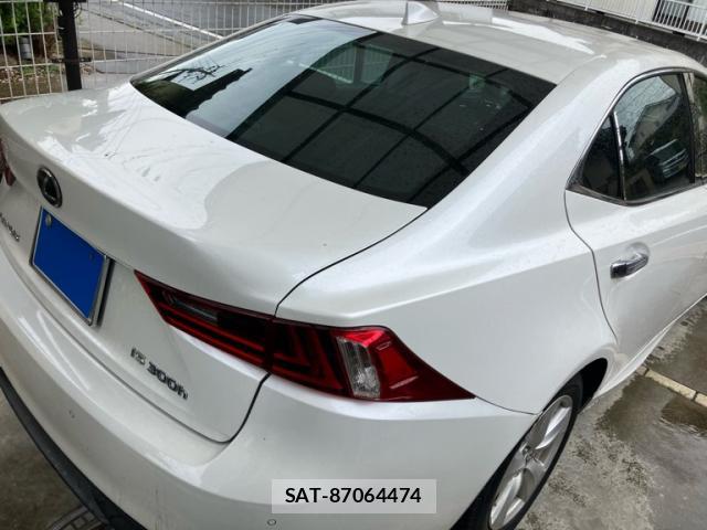 Lexus IS 2015-01 8873434-7