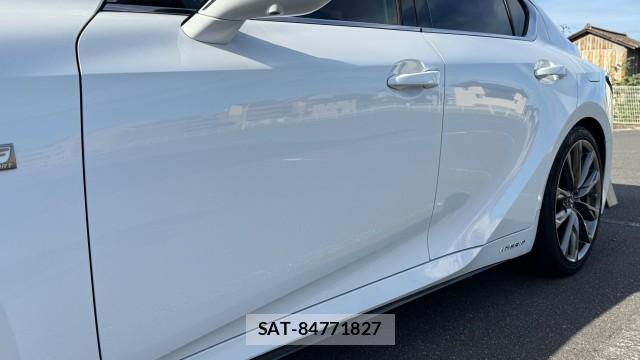Lexus IS 2021-03 8874444-13
