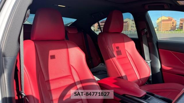 Lexus IS 2021-03 8874444-5