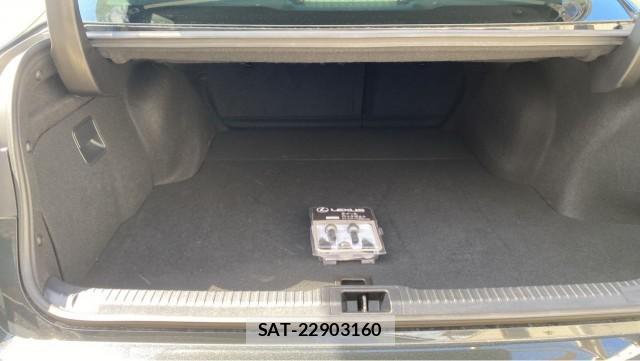 Lexus IS 2024-02 8874489-17