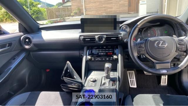Lexus IS 2024-02 8874489-2