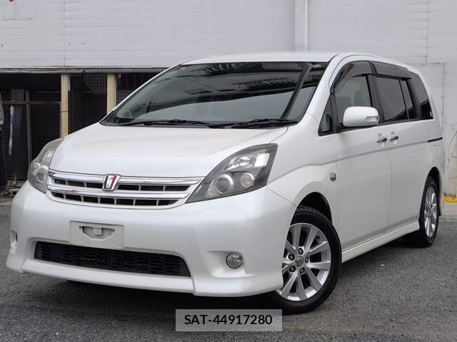 Toyota ISIS 2009-12 8872998-0