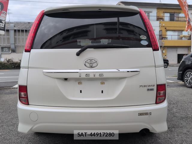 Toyota ISIS 2009-12 8872998-1