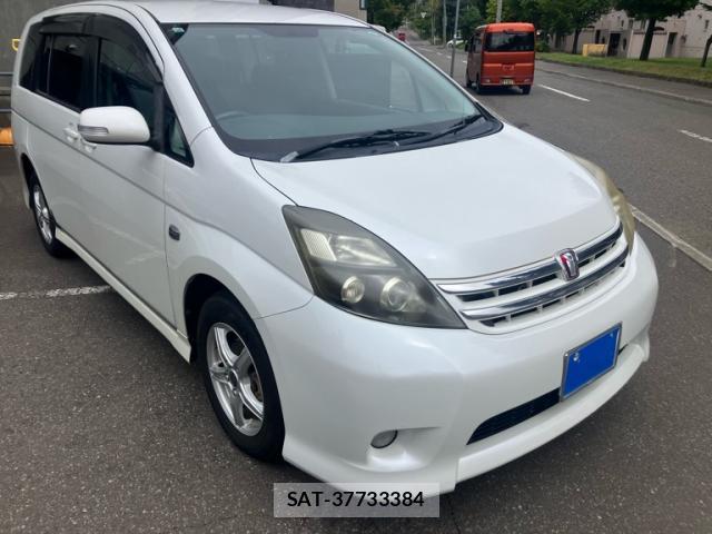 Toyota ISIS 2009-10 8873327-0