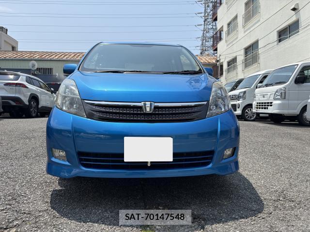 Toyota ISIS 2005-02 8875839-9