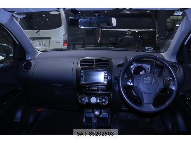 Toyota IST 2007-11 8875366-2