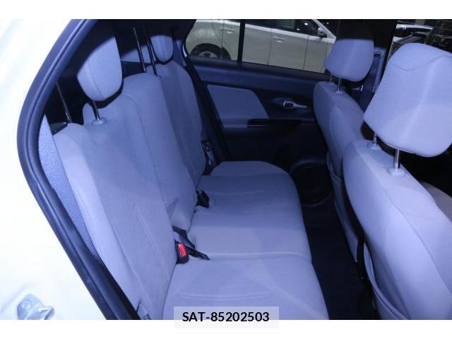 Toyota IST 2007-11 8875366-6