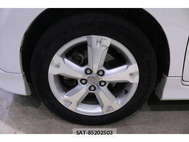 Toyota IST 2007-11 8875366-8