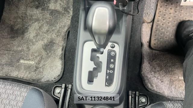 Suzuki JIMNY SIERRA 2010-11 8874407-14