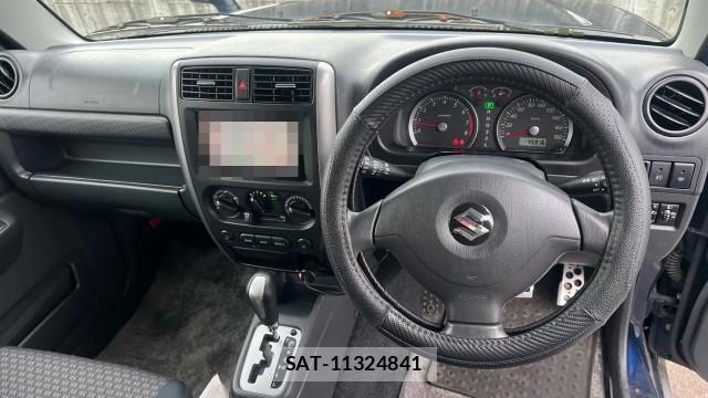 Suzuki JIMNY SIERRA 2010-11 8874407-2