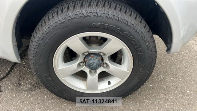 Suzuki JIMNY SIERRA 2010-11 8874407-8