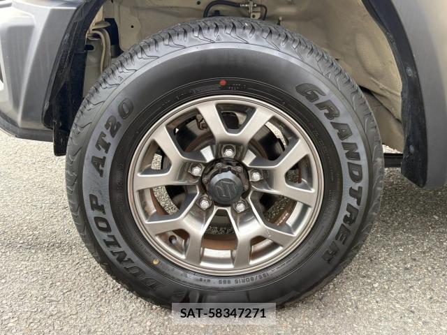 Suzuki JIMNY SIERRA 2024-03 8875716-17