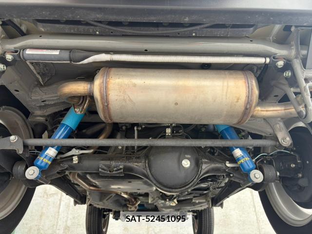 Suzuki JIMNY 2023-11 8874351-18