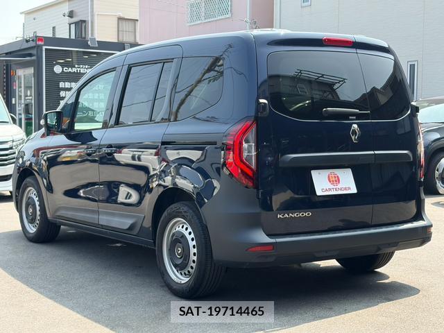 Renault KANGOO 2023-06 8874310-3