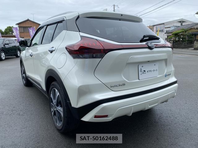 Nissan KIX 2025-03 8873809-15