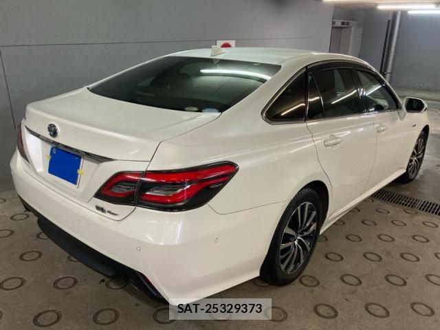 Toyota KLUGER HYBRID 2019-10 8873408-12