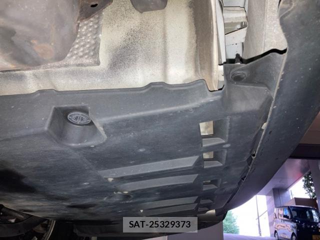 Toyota KLUGER HYBRID 2019-10 8873408-4