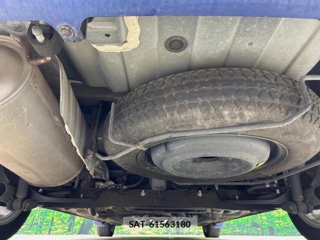 Nissan LAFESTA 2011-12 8875658-16