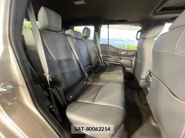 Toyota Land Cruiser 250 2025-09 8873072-9