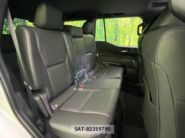 Toyota Land Cruiser 250 2025-01 8873941-8