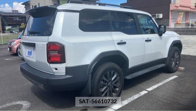 Toyota Land Cruiser 250 2024-10 8874456-12