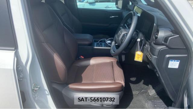 Toyota Land Cruiser 250 2024-10 8874456-5